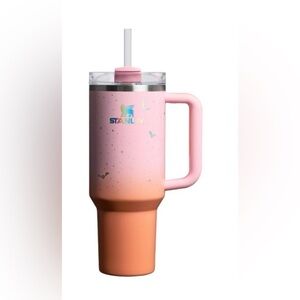 Stanley Halloween 40oz H2.0 Flowstate Quencher Tumbler Spellcast Pink NWT